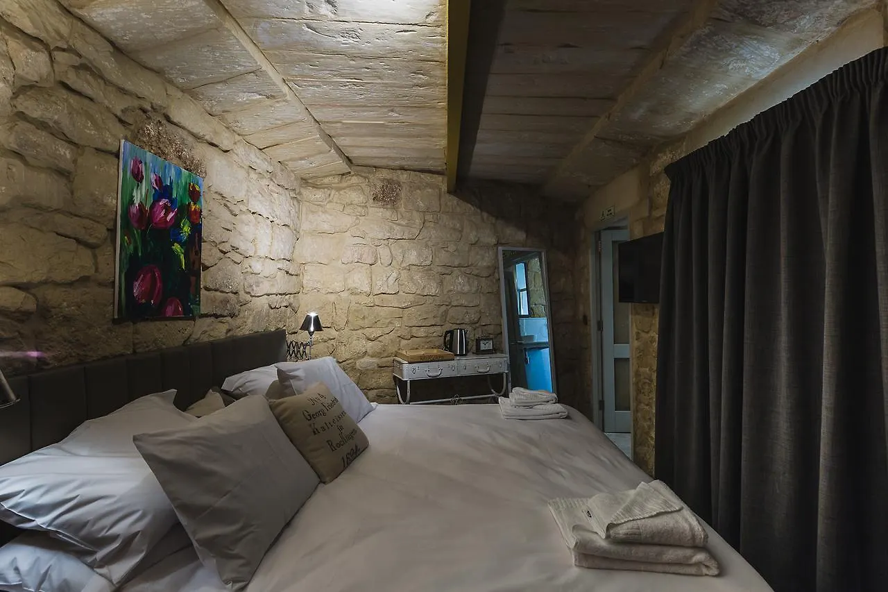 Talbot & Bons Bed & Breakfast Gudja 3*,